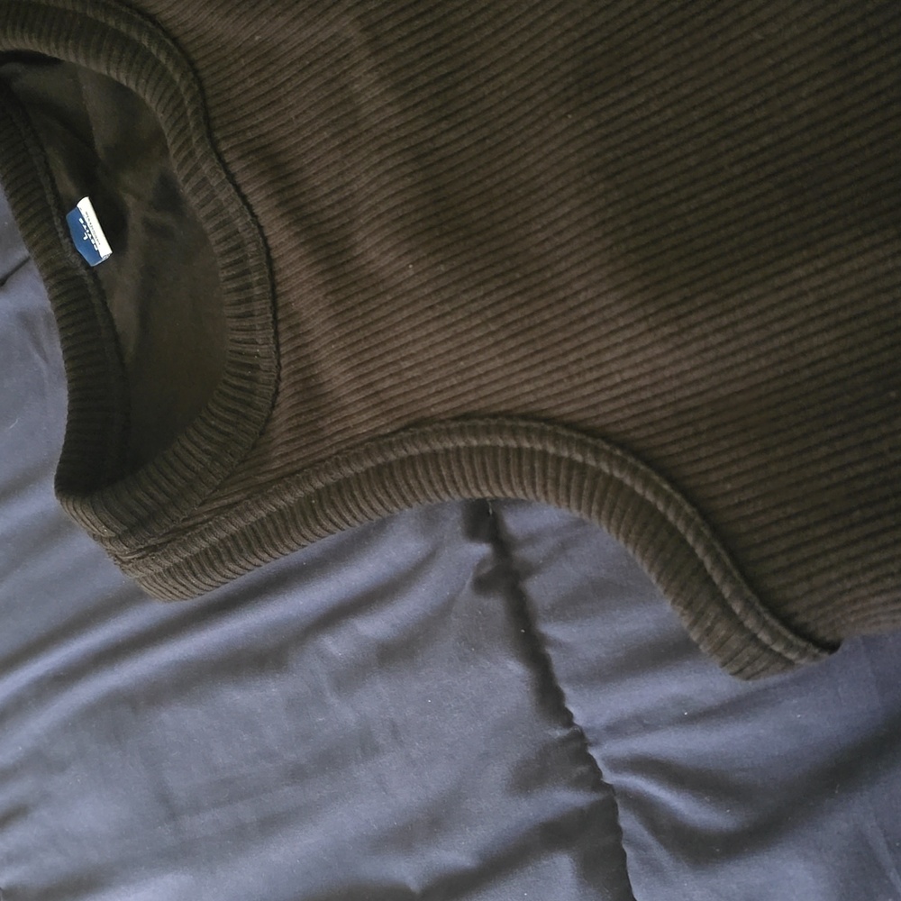 Brand new! Old Navy, black casual ribbed sun dress, with left side slit